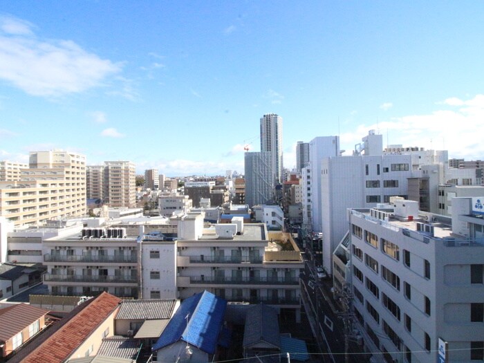 物件内観写真16　(室内からの展望)