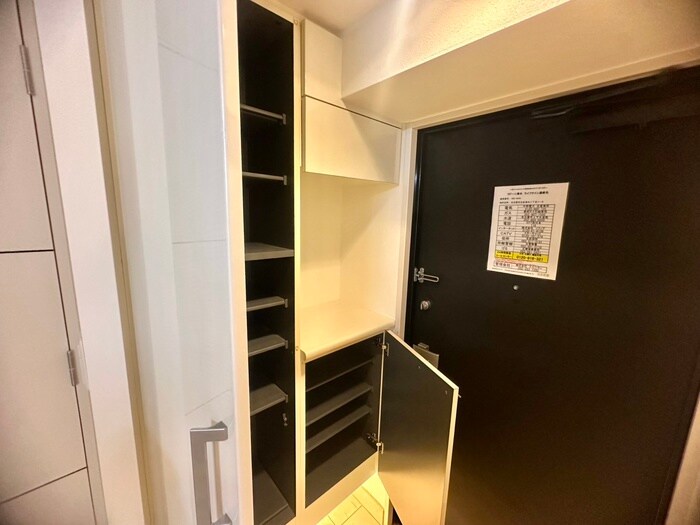 物件内観写真19　(靴箱)