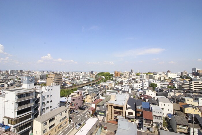 物件内観写真19　(室内からの展望)