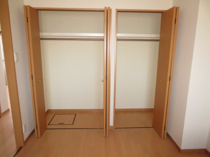 物件内観写真10　(収納)