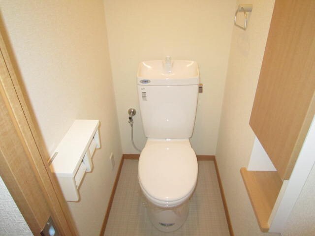 物件内観写真15　(トイレ)