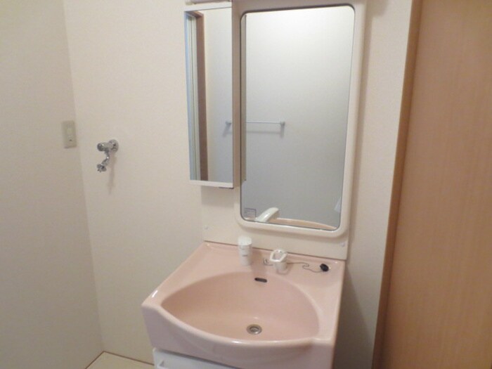 物件内観写真10　(洗面)