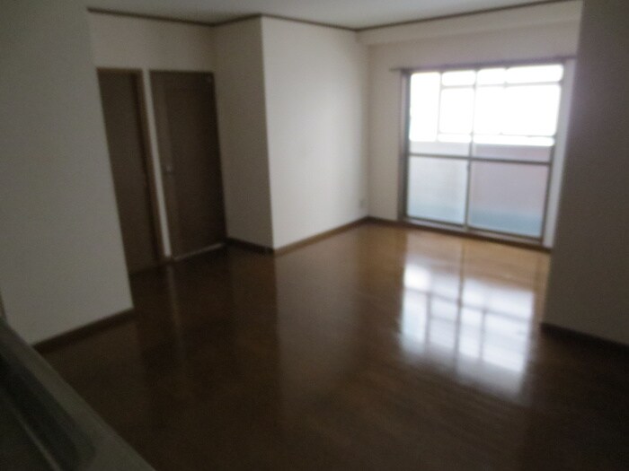 物件内観写真6　(居室)