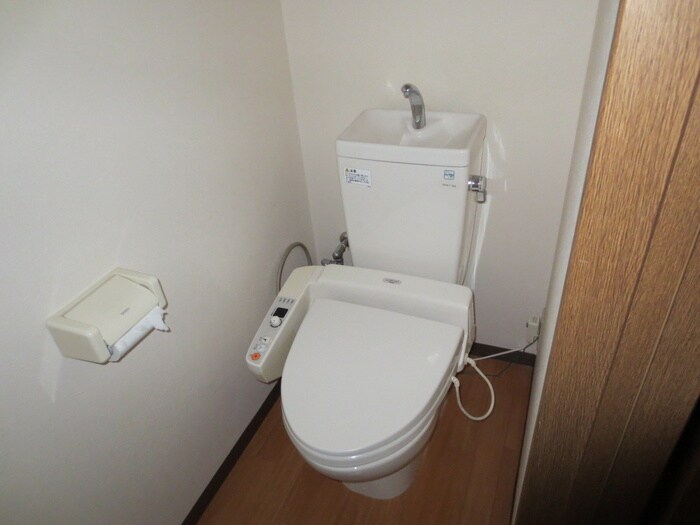 物件内観写真11　(トイレ)