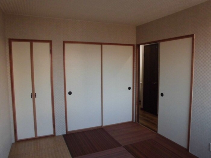 物件内観写真8　(居室)