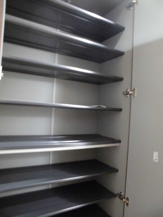 物件内観写真16　(靴箱)