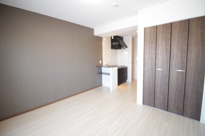 物件内観写真21　(居室)