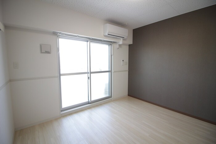 物件内観写真22　(居室)