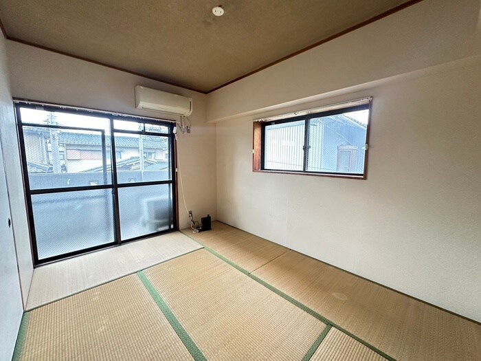 物件内観写真10　(居室)