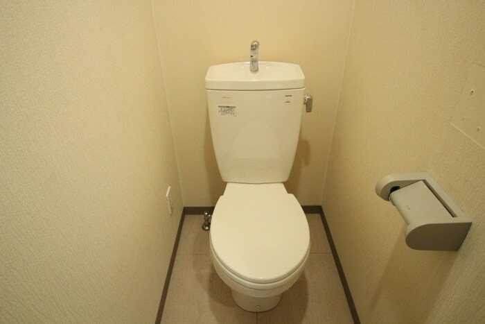 物件内観写真10　(トイレ)