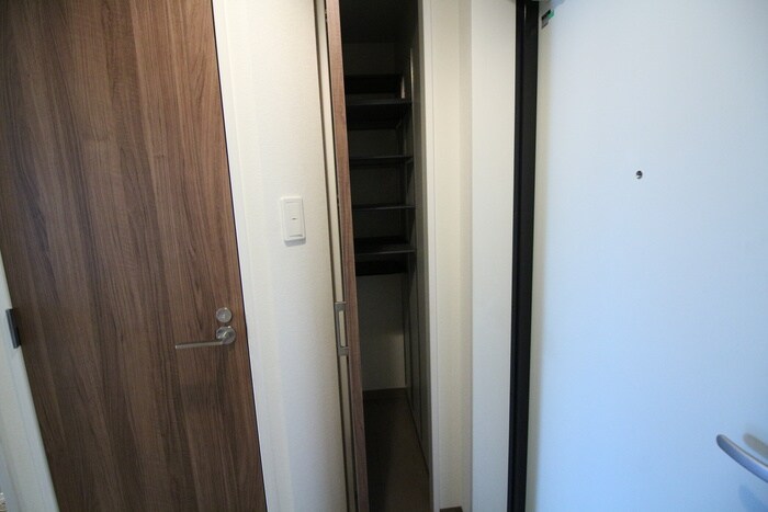 物件内観写真18　(靴箱)