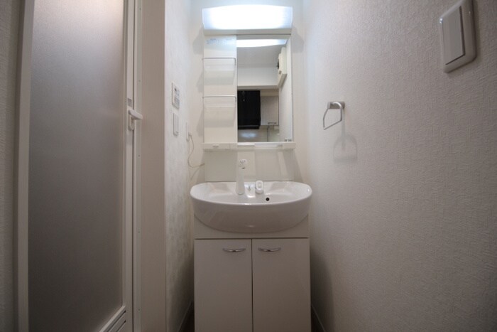 物件内観写真10　(洗面)