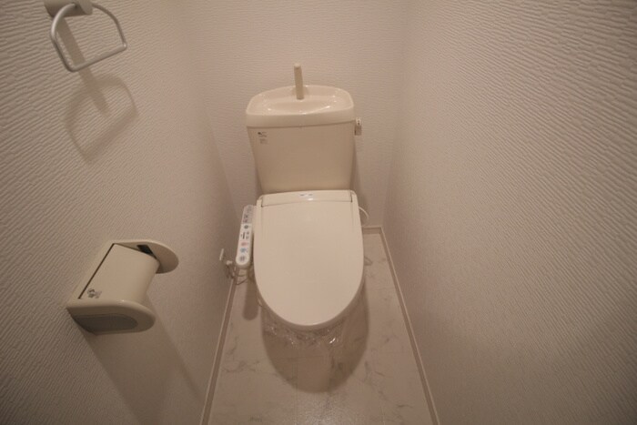 物件内観写真12　(トイレ)