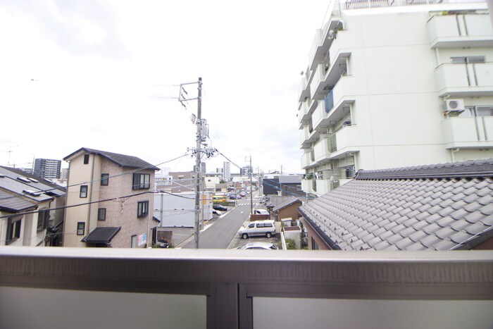 物件内観写真22　(室内からの展望)