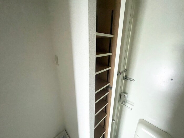物件内観写真19　(靴箱)