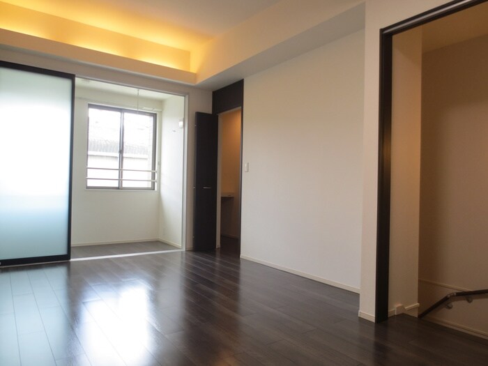 物件内観写真9　(居室)