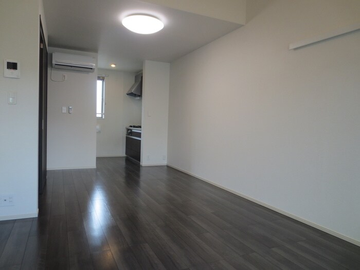 物件内観写真11　(居室)