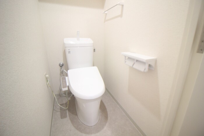 物件内観写真16　(トイレ)