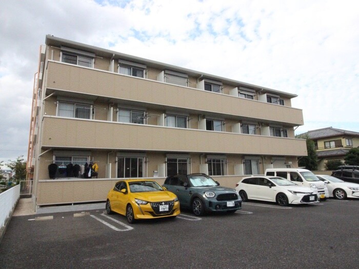 物件外観写真2　(外観写真)