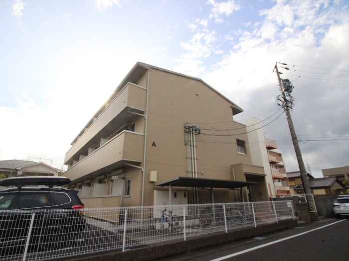 物件外観写真6　(外観写真)