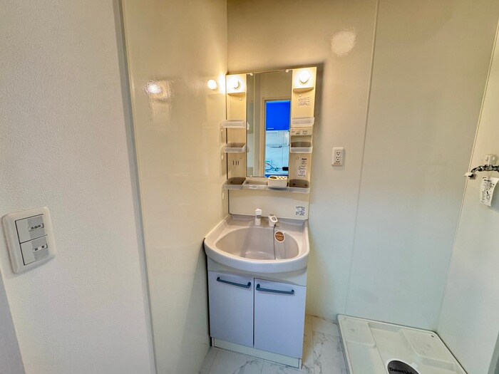 物件内観写真10　(洗面)