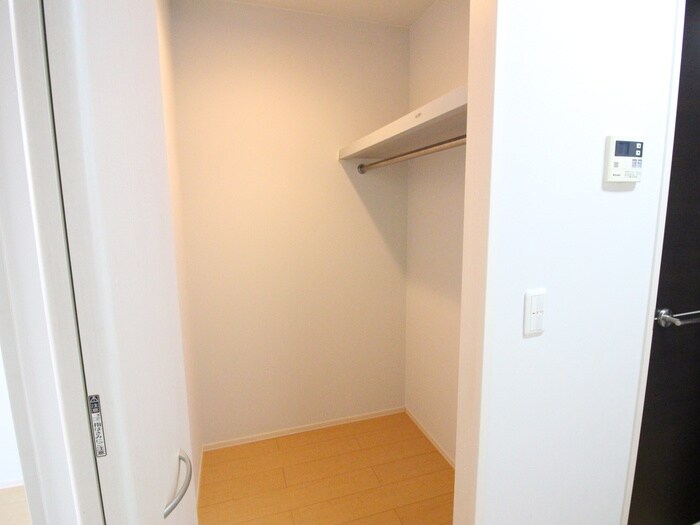 物件内観写真21　(収納)