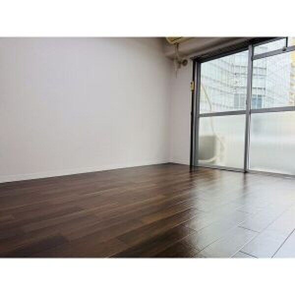 物件内観写真6　(居室)