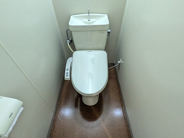 物件内観写真14　(トイレ)