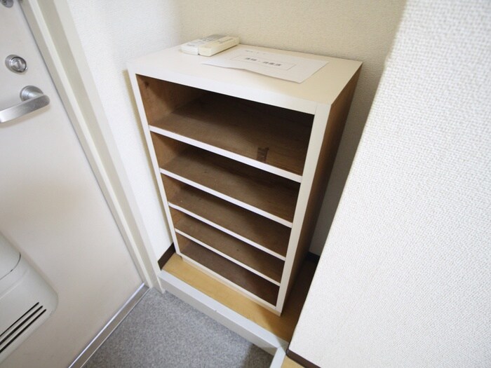 物件内観写真16　(靴箱)