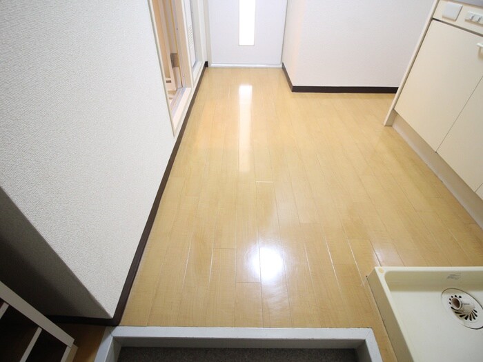 物件内観写真18　(廊下)