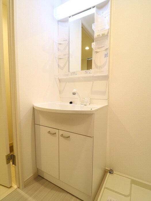 物件内観写真12　(洗面)