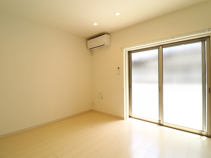 物件内観写真15　(居室)