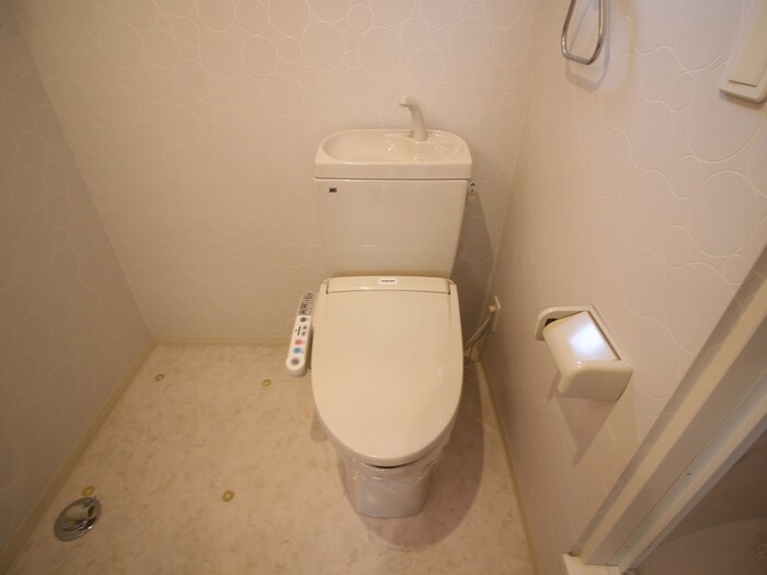 物件内観写真12　(トイレ)