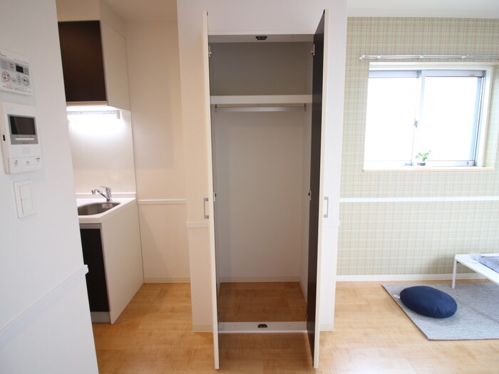 物件内観写真17　(収納)