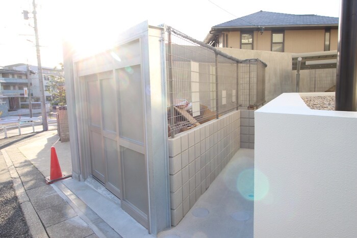 物件外観写真4　(建物設備)