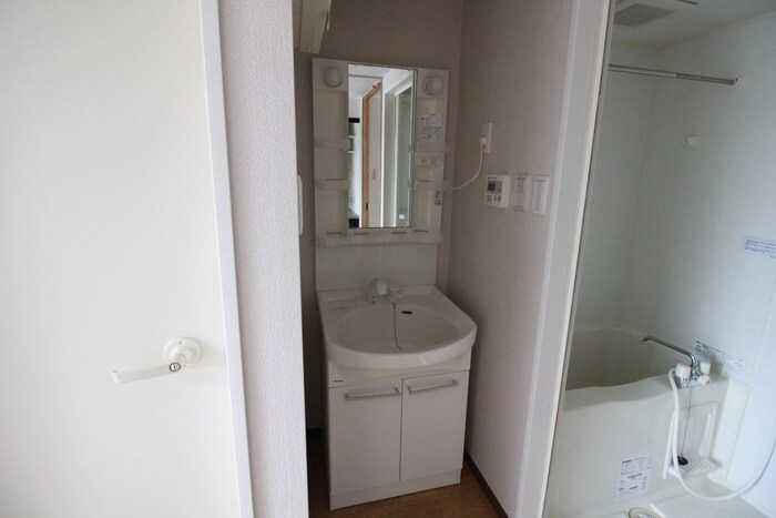 物件内観写真10　(洗面)