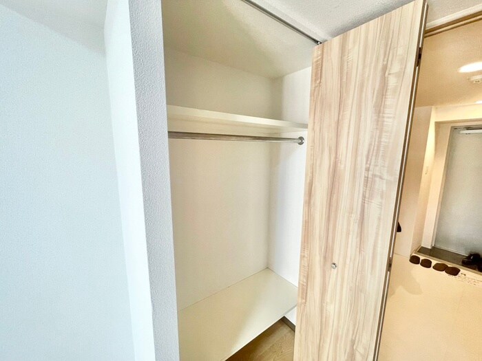 物件内観写真12　(収納)