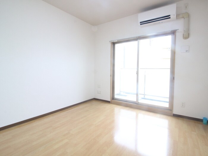 物件内観写真15　(居室)