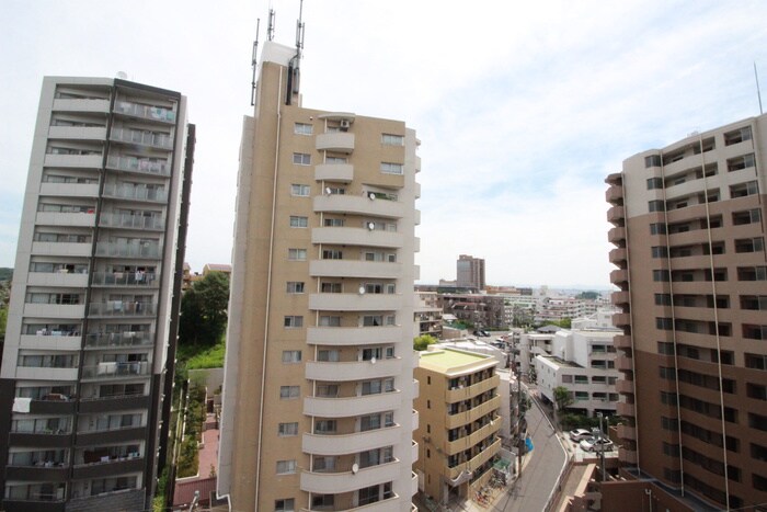 物件内観写真16　(室内からの展望)