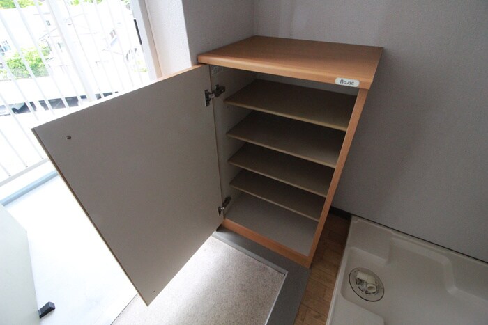 物件内観写真17　(靴箱)