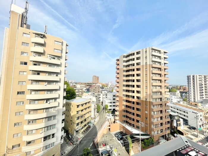 物件内観写真22　(室内からの展望)