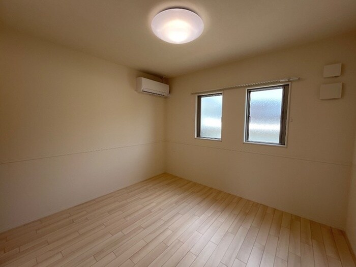 物件内観写真16　(居室)