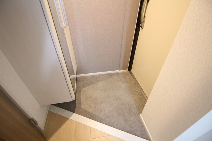 物件内観写真20　(玄関)