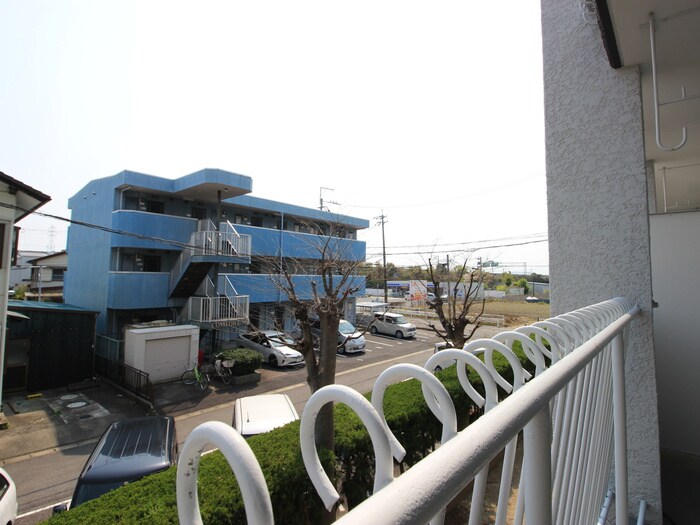 物件内観写真20　(室内からの展望)