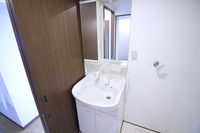 物件内観写真9　(洗面)