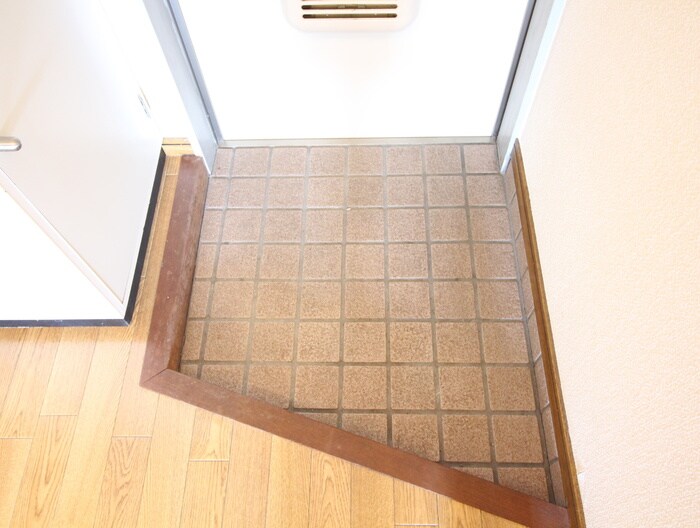 物件内観写真21　(玄関)