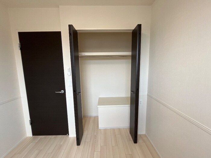 物件内観写真6　(収納)