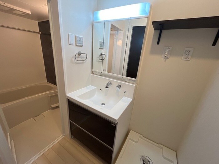 物件内観写真10　(洗面)