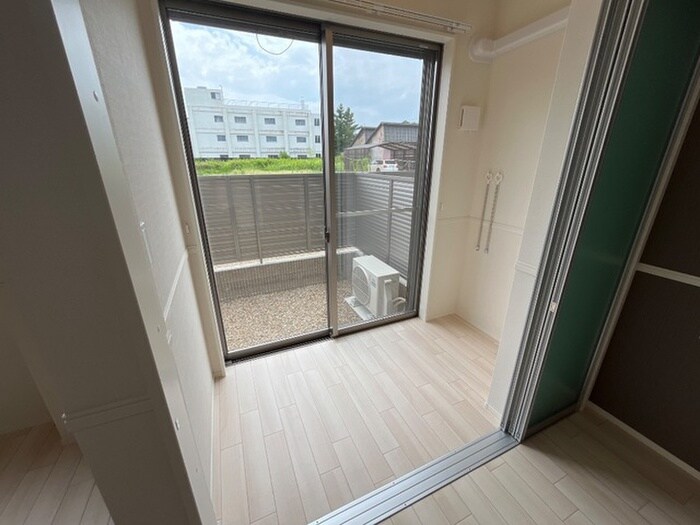 物件内観写真11　(内観写真)