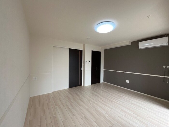 物件内観写真15　(居室)